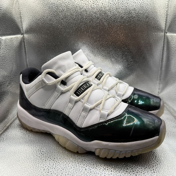 jordan 11 retro emerald